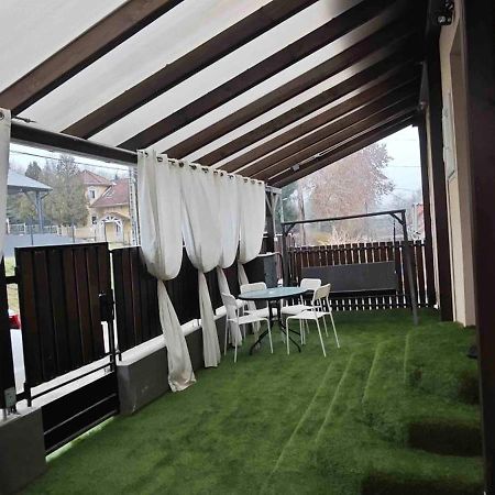 Lugas Apartman Miskolctapolca 2 Haloszoba Dezsa Es Jakuzzi Koezel A Barlangfuerdohoez Eksteriør billede