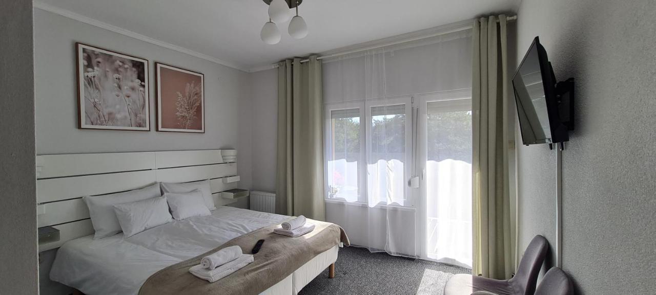 Lugas Apartman Miskolctapolca 2 Haloszoba Dezsa Es Jakuzzi Koezel A Barlangfuerdohoez Eksteriør billede