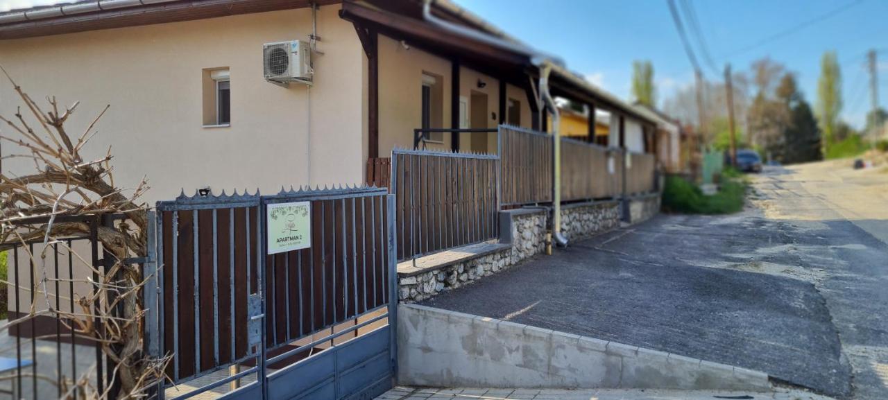 Lugas Apartman Miskolctapolca 2 Haloszoba Dezsa Es Jakuzzi Koezel A Barlangfuerdohoez Eksteriør billede